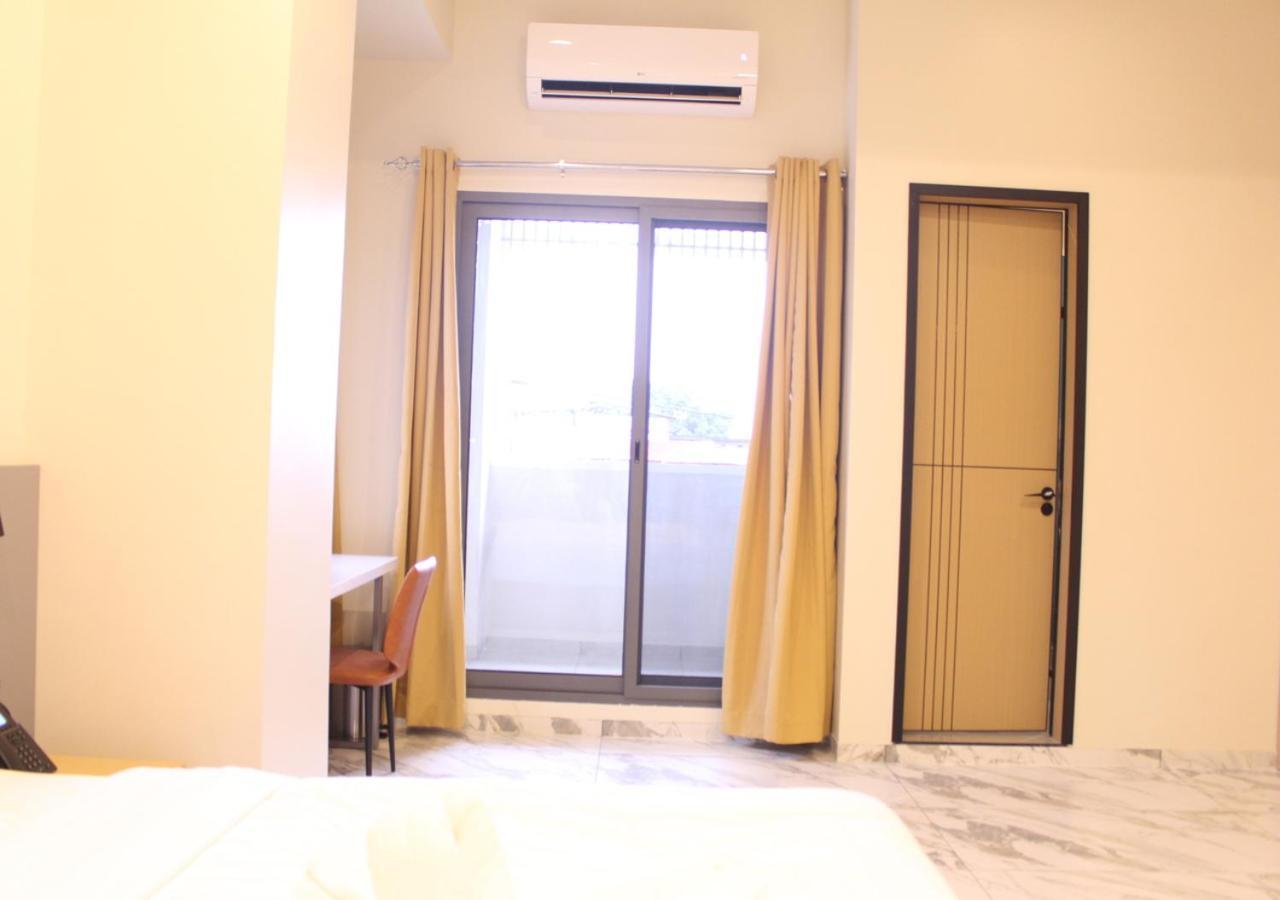 Ixoras Hotel Lemba Kinşasa Dış mekan fotoğraf