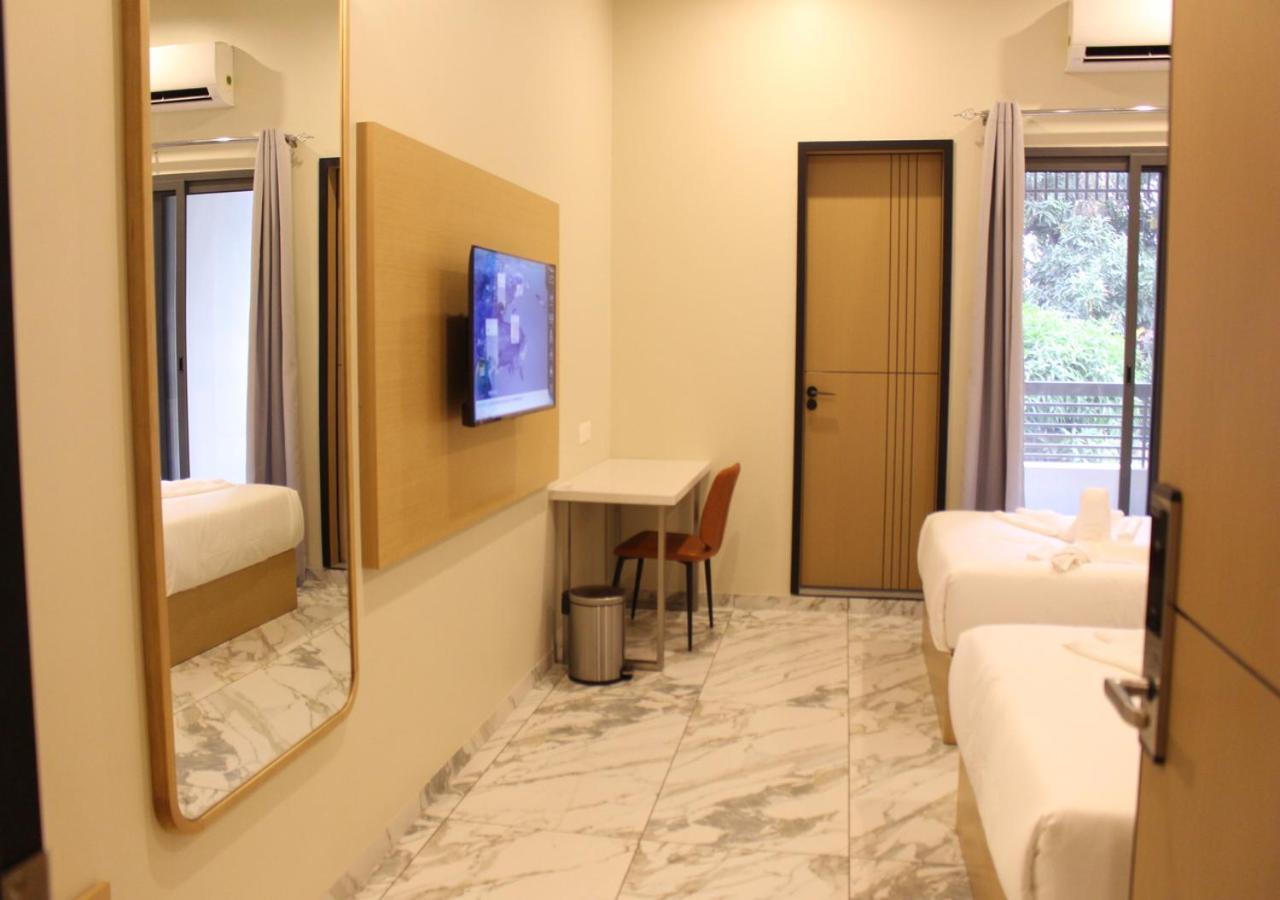 Ixoras Hotel Lemba Kinşasa Dış mekan fotoğraf