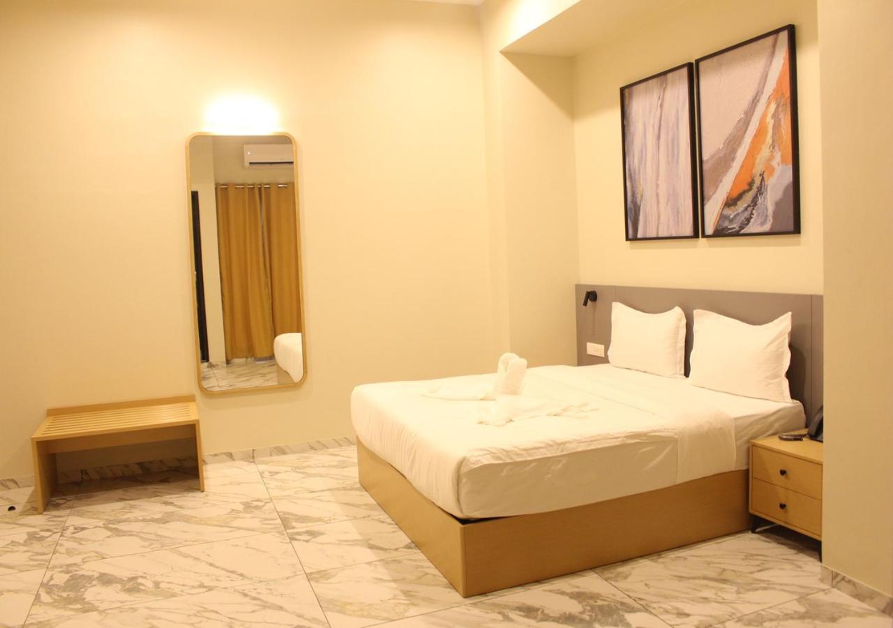 Ixoras Hotel Lemba Kinşasa Dış mekan fotoğraf